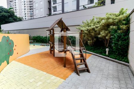 Apartamento à venda com 82m², 2 quartos e 2 vagasÁrea comum - Playground