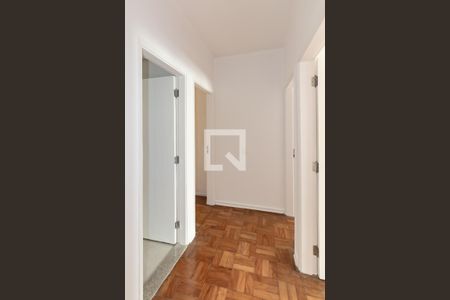 Corredor de apartamento para alugar com 3 quartos, 123m² em Itaim Bibi, São Paulo