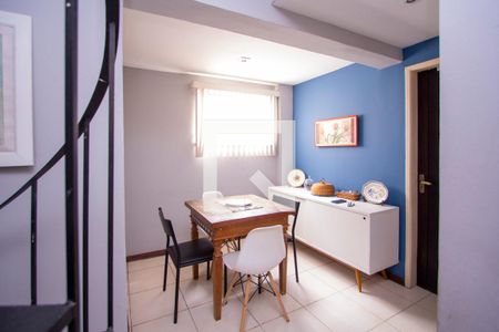 Sala de apartamento à venda com 2 quartos, 130m² em Centro, Niterói