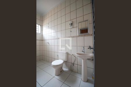 Casa para alugar com 300m², 3 quartos e 3 vagasBanheiro da suíte 2