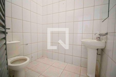 Casa para alugar com 300m², 3 quartos e 3 vagasBanheiro social