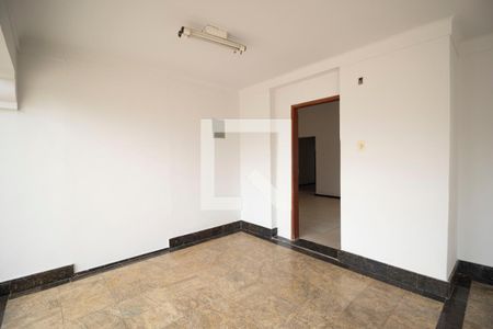 Varanda de casa para alugar com 3 quartos, 450m² em Setor Coimbra, Goiânia