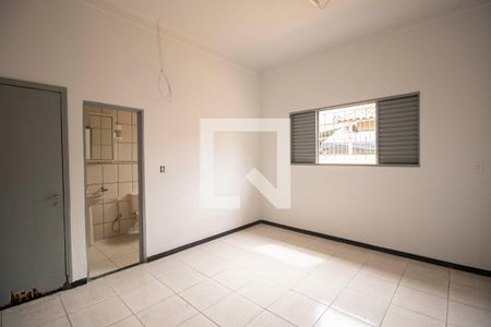 Casa para alugar com 300m², 3 quartos e 3 vagasSuíte 3