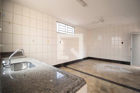 Casa para alugar com 300m², 3 quartos e 3 vagasCozinha