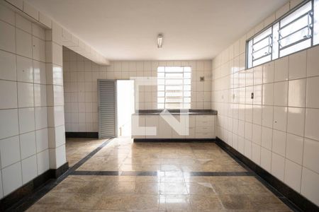 Casa para alugar com 300m², 3 quartos e 3 vagasCozinha