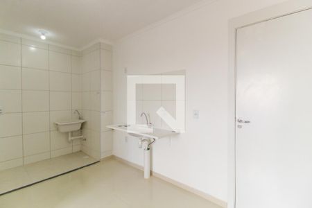 Apartamento para alugar com 35m², 2 quartos e sem vaga Apartamento para alugar com 35m², 2 quartos e sem vagaCozinha e Área de Serviço