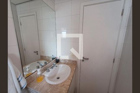 Apartamento à venda com 193m², 3 quartos e 4 vagasBanheiro da Suíte 2