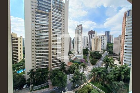 Apartamento à venda com 193m², 3 quartos e 4 vagasVista da Varanda da Suíte 2