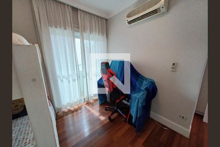 Apartamento à venda com 193m², 3 quartos e 4 vagasSuíte 2