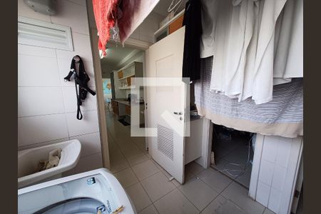 Apartamento à venda com 193m², 3 quartos e 4 vagasLavanderia