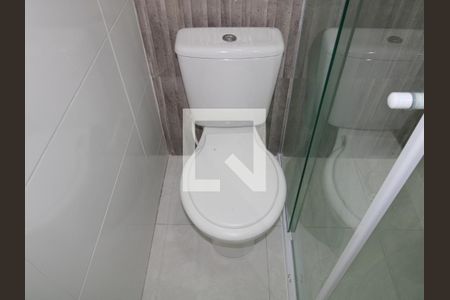 Banheiro de apartamento para alugar com 1 quarto, 26m² em Tucuruvi, São Paulo