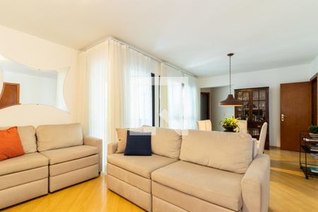 Apartamento à venda com 135m², 3 quartos e 2 vagasSala