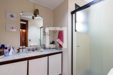 Apartamento à venda com 135m², 3 quartos e 2 vagasBanheiro Suíte 