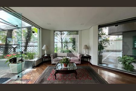 Apartamento à venda com 135m², 3 quartos e 2 vagasHall Social