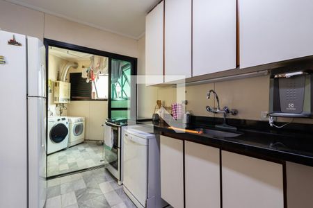 Apartamento à venda com 135m², 3 quartos e 2 vagasCozinha