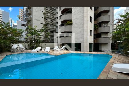 Apartamento à venda com 135m², 3 quartos e 2 vagasPiscina