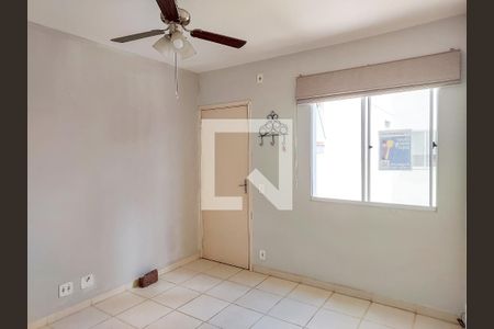 Sala de apartamento para alugar com 2 quartos, 46m² em Jardim Zara, Ribeirão Preto