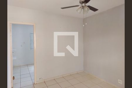 Sala de apartamento para alugar com 2 quartos, 46m² em Jardim Zara, Ribeirão Preto