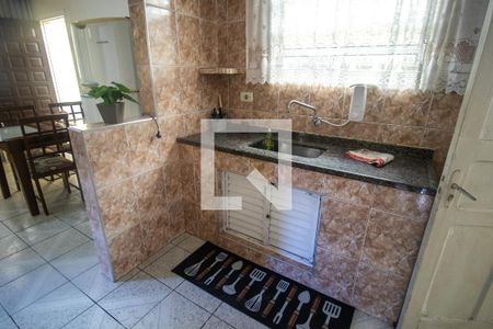 Casa à venda com 90m², 2 quartos e 1 vaga Casa à venda com 90m², 2 quartos e 1 vagaCozinha