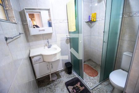 Casa à venda com 90m², 2 quartos e 1 vaga Casa à venda com 90m², 2 quartos e 1 vagaBanheiro