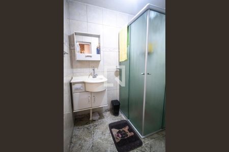 Casa à venda com 90m², 2 quartos e 1 vaga Casa à venda com 90m², 2 quartos e 1 vagaBanheiro