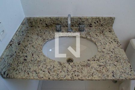 Banheiro - pia de apartamento à venda com 1 quarto, 40m² em Partenon, Porto Alegre