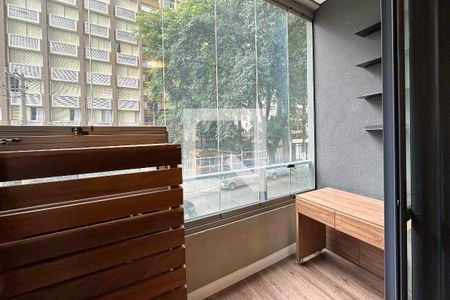 Varanda de kitnet/studio para alugar com 1 quarto, 25m² em Perdizes, São Paulo