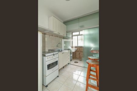 Cozinha de apartamento para alugar com 1 quarto, 42m² em Jardim Europa, Porto Alegre