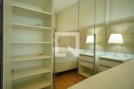 Suíte de apartamento para alugar com 3 quartos, 130m² em Agronômica, Florianópolis