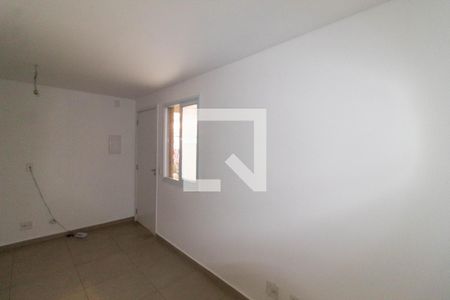 Sala de apartamento para alugar com 1 quarto, 26m² em Guaiauna, São Paulo