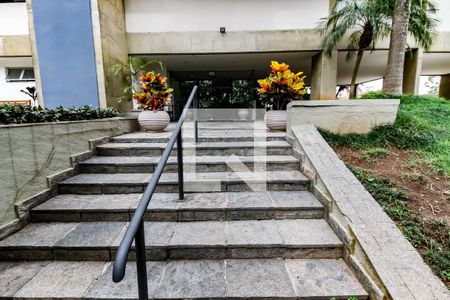 Apartamento à venda com 143m², 3 quartos e 2 vagasentrada prédio