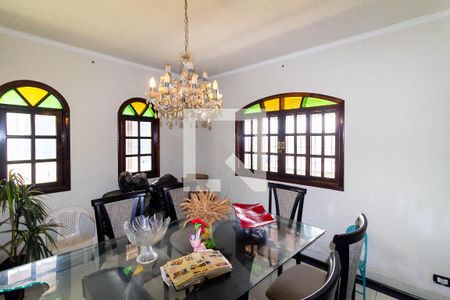 Sala de casa para alugar com 3 quartos, 377m² em Vila Alzira, São Paulo