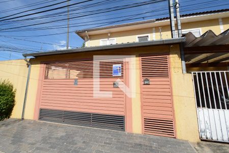 Casa para alugar com 85m², 2 quartos e 4 vagasFachada