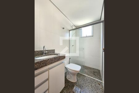 Apartamento à venda com 70m², 2 quartos e 2 vagasBanheiro da Suíte