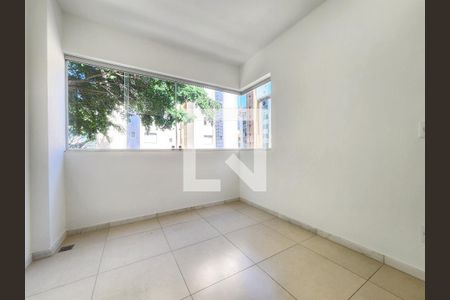 Apartamento à venda com 70m², 2 quartos e 2 vagasVaranda da Sala