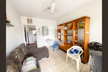 Sala de casa à venda com 3 quartos, 209m² em Novo Eldorado, Contagem