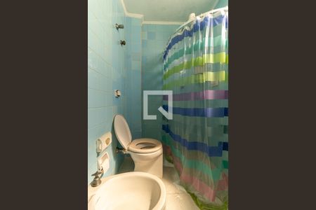 Banheiro de kitnet/studio para alugar com 1 quarto, 49m² em Vila Buarque, São Paulo
