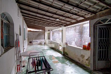 Casa à venda com 179m², 3 quartos e 3 vagasarea de serviço - area