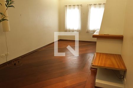 Casa à venda com 150m², 3 quartos e 2 vagassala