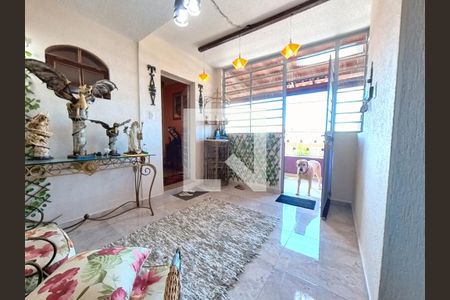 Sala 1 de casa à venda com 4 quartos, 240m² em Vila Marina, São Paulo