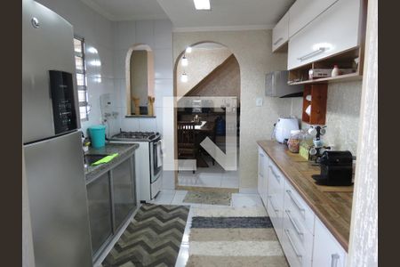 Casa à venda com 240m², 4 quartos e 1 vagaCozinha