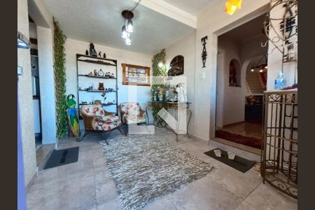 Sala 1 de casa à venda com 4 quartos, 240m² em Vila Marina, São Paulo