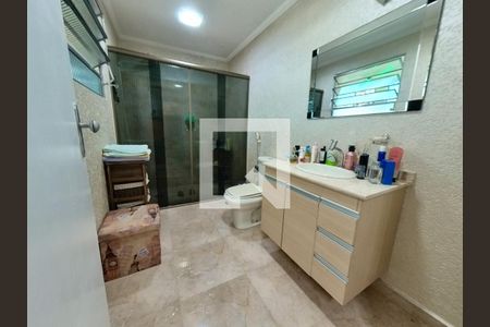 Casa à venda com 240m², 4 quartos e 1 vaga Casa à venda com 240m², 4 quartos e 1 vagaQuarto 2 - Banheiro