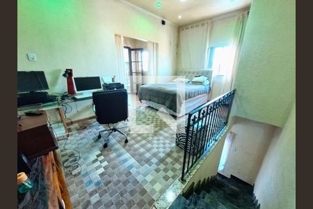 Casa à venda com 240m², 4 quartos e 1 vaga Casa à venda com 240m², 4 quartos e 1 vagaQuarto 1