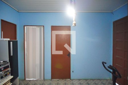 Sala de casa à venda com 5 quartos, 160m² em Duque de Caxias, São Leopoldo
