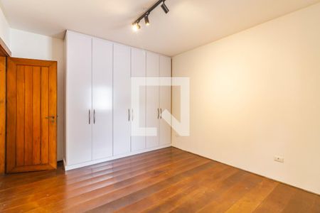 Casa à venda com 130m², 3 quartos e 2 vagasSuíte 2