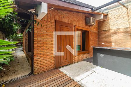 Casa à venda com 130m², 3 quartos e 2 vagasQuintal