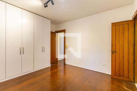 Casa à venda com 130m², 3 quartos e 2 vagasSuíte 1