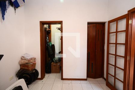 Casa à venda com 102m², 3 quartos e 3 vagasSuíte 2