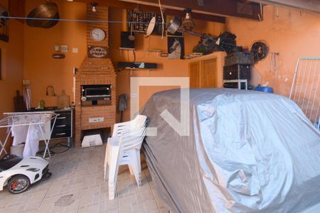 Casa à venda com 102m², 3 quartos e 3 vagasQuintal